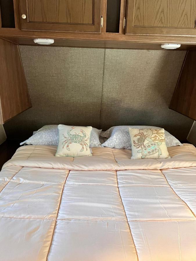 Rv Camper Paradise On The Wheels In Clearwater Beaches Largo Εξωτερικό φωτογραφία