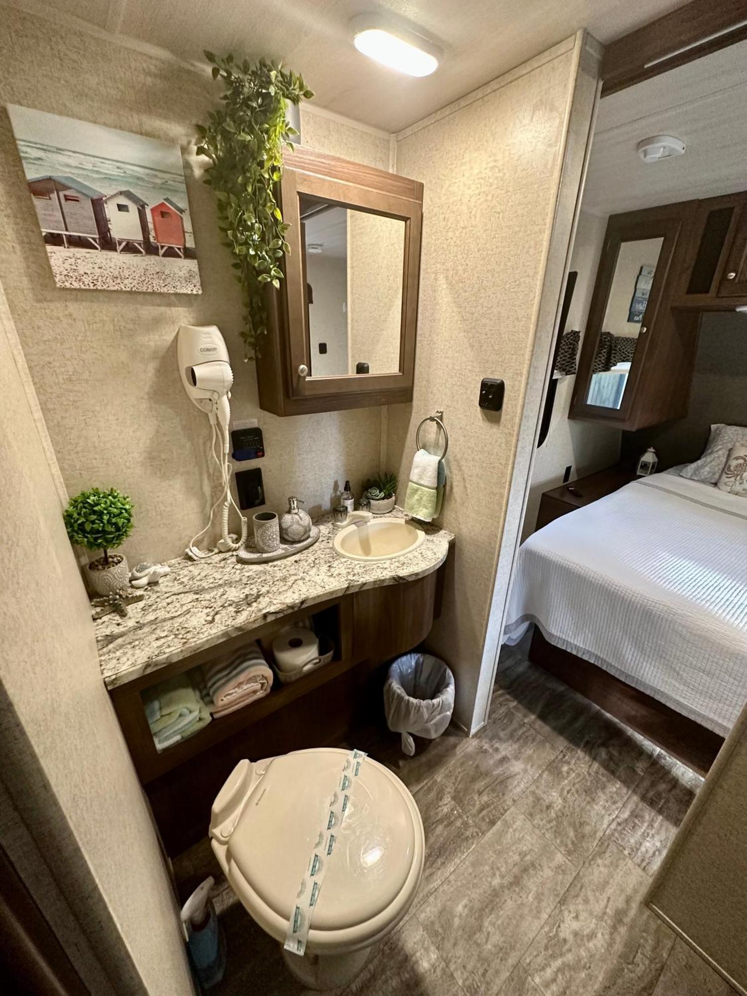 Rv Camper Paradise On The Wheels In Clearwater Beaches Largo Εξωτερικό φωτογραφία