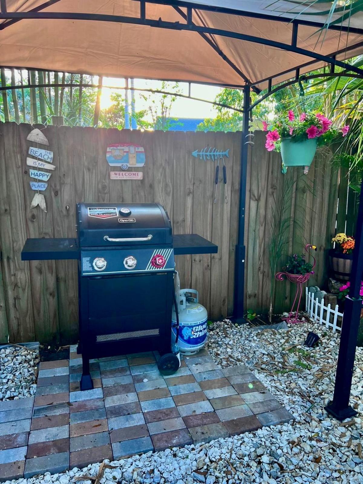 Rv Camper Paradise On The Wheels In Clearwater Beaches Largo Εξωτερικό φωτογραφία